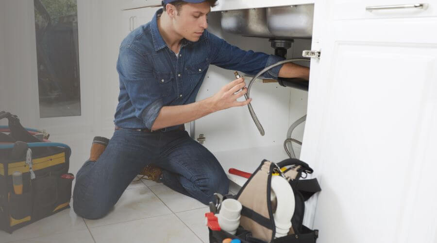 Expert burst pipe repair services in Ashburn, MO